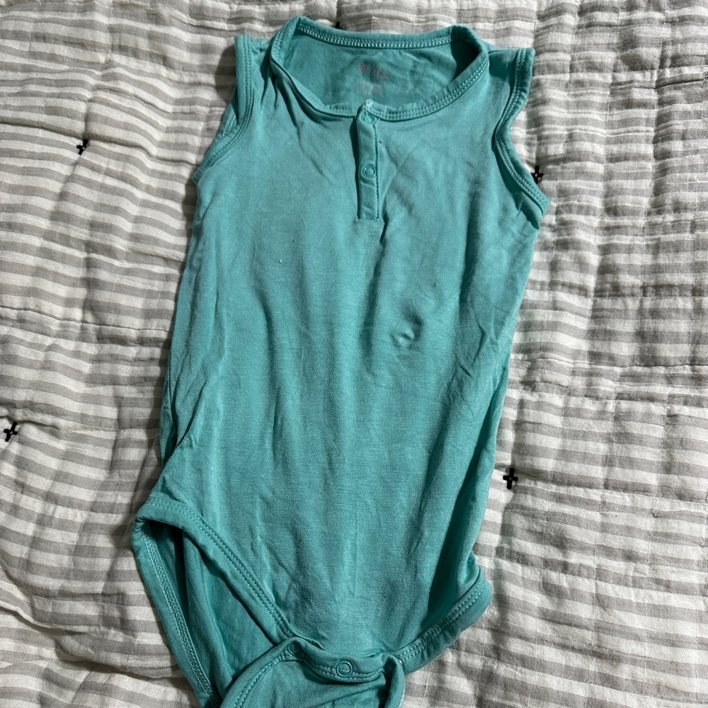 Kyte baby onsie